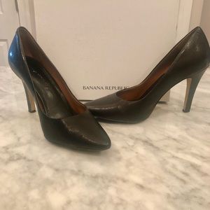 Banana Republic Garrah heels